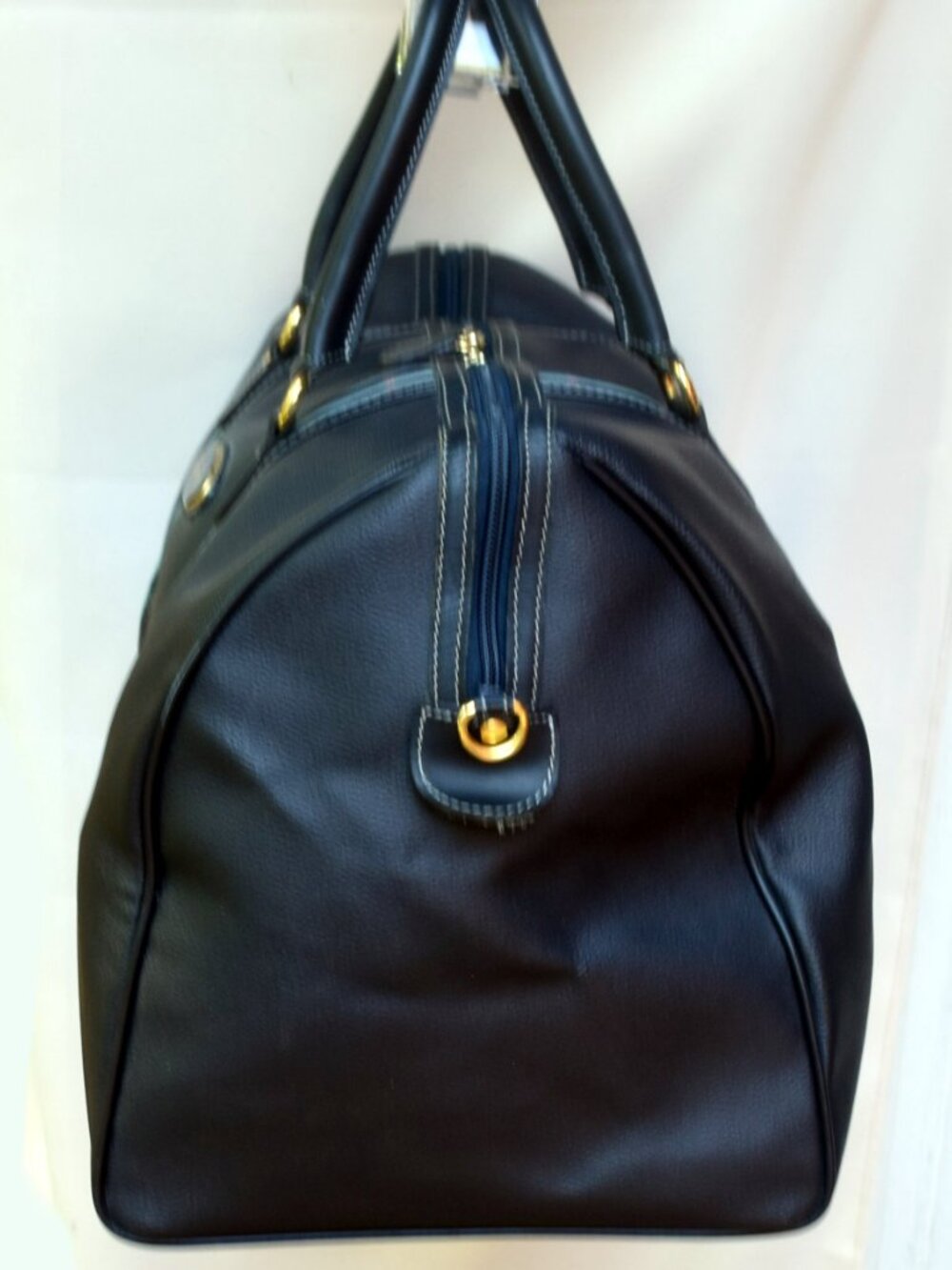 Vintage Burberrys Midnight Navy Leather Boston Duffel Travel Bag - Picture 4 of 13